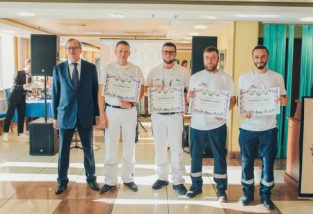 Петербургская бригада профессионалов стала лучшей на строительном чемпионате в Казани