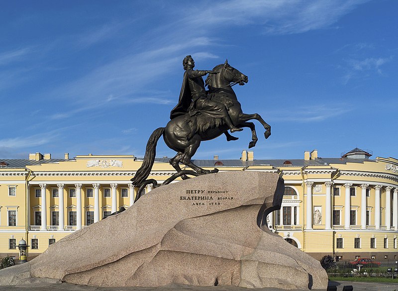 The_Bronze_Horseman_(St__Petersburg,_Russia).jpg